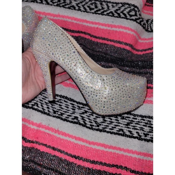 Sexy Falaili heels size 7 - Picture 3 of 5